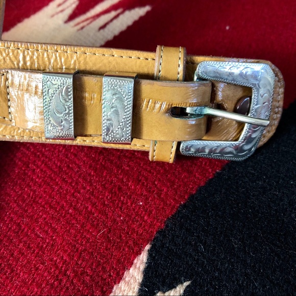 RARE, VTG JUSTIN Eel Skin Belt, gorgeous …